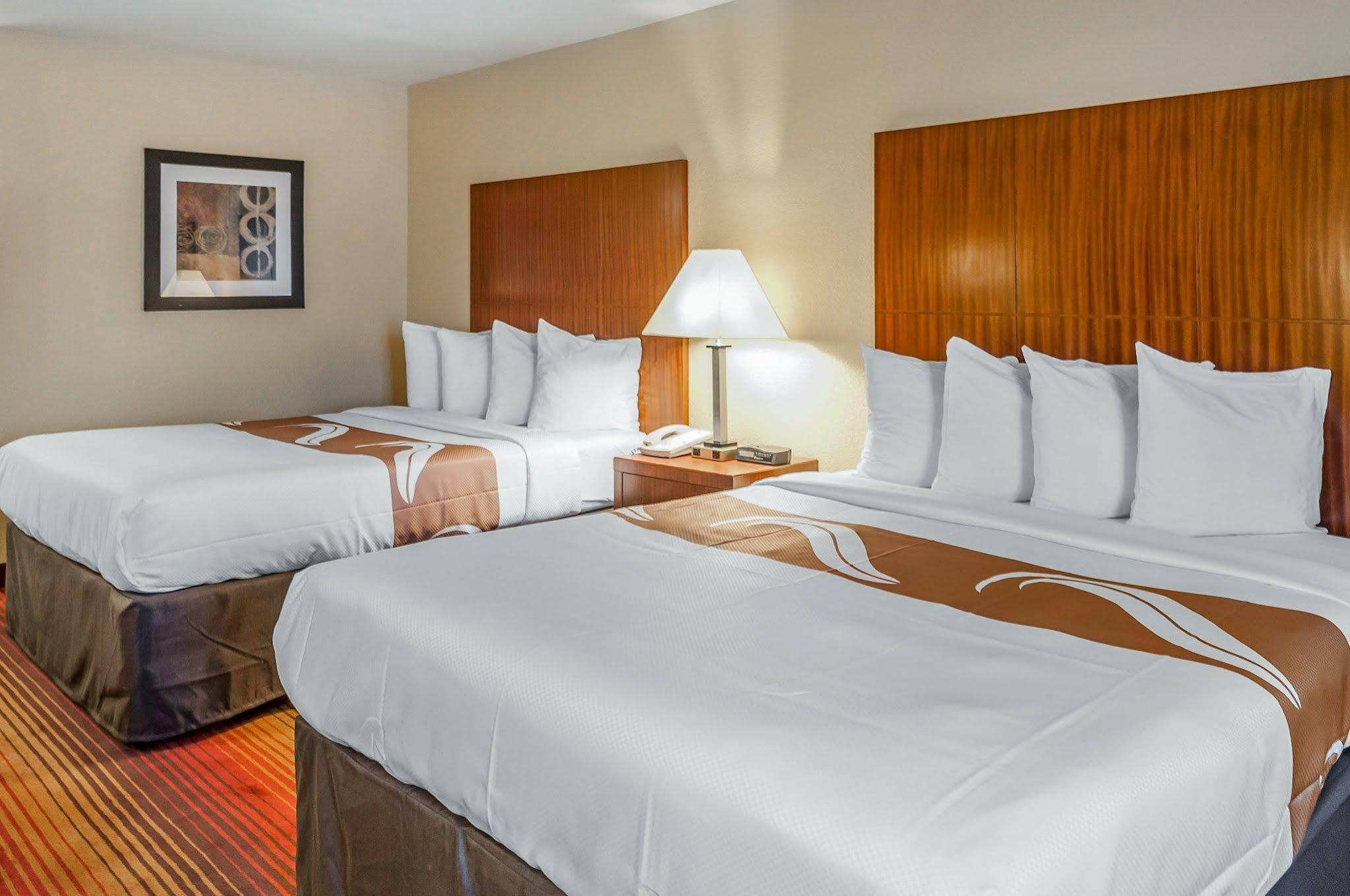 Quality Inn & Suites Albuquerque West Eksteriør billede
