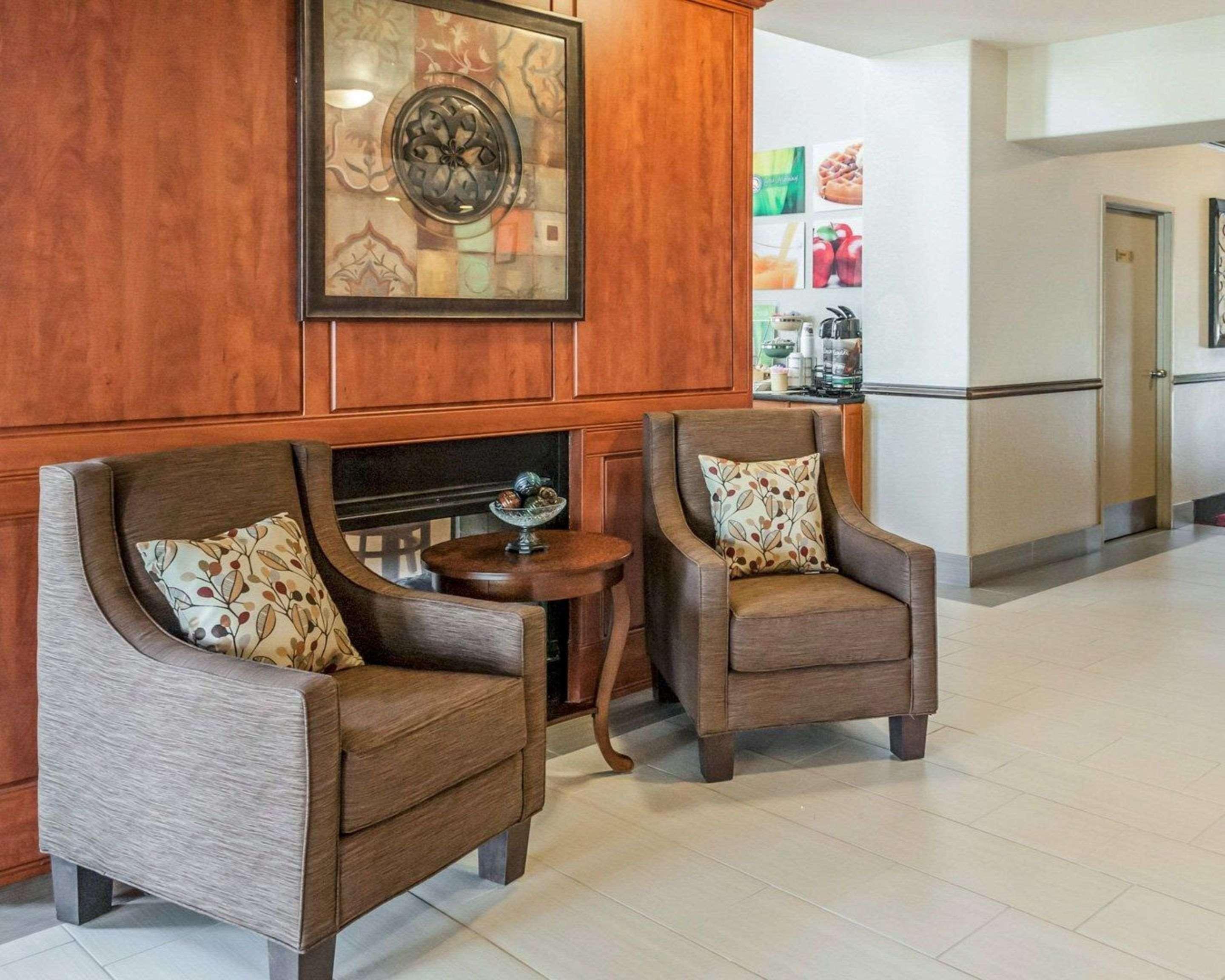 Quality Inn & Suites Albuquerque West Eksteriør billede