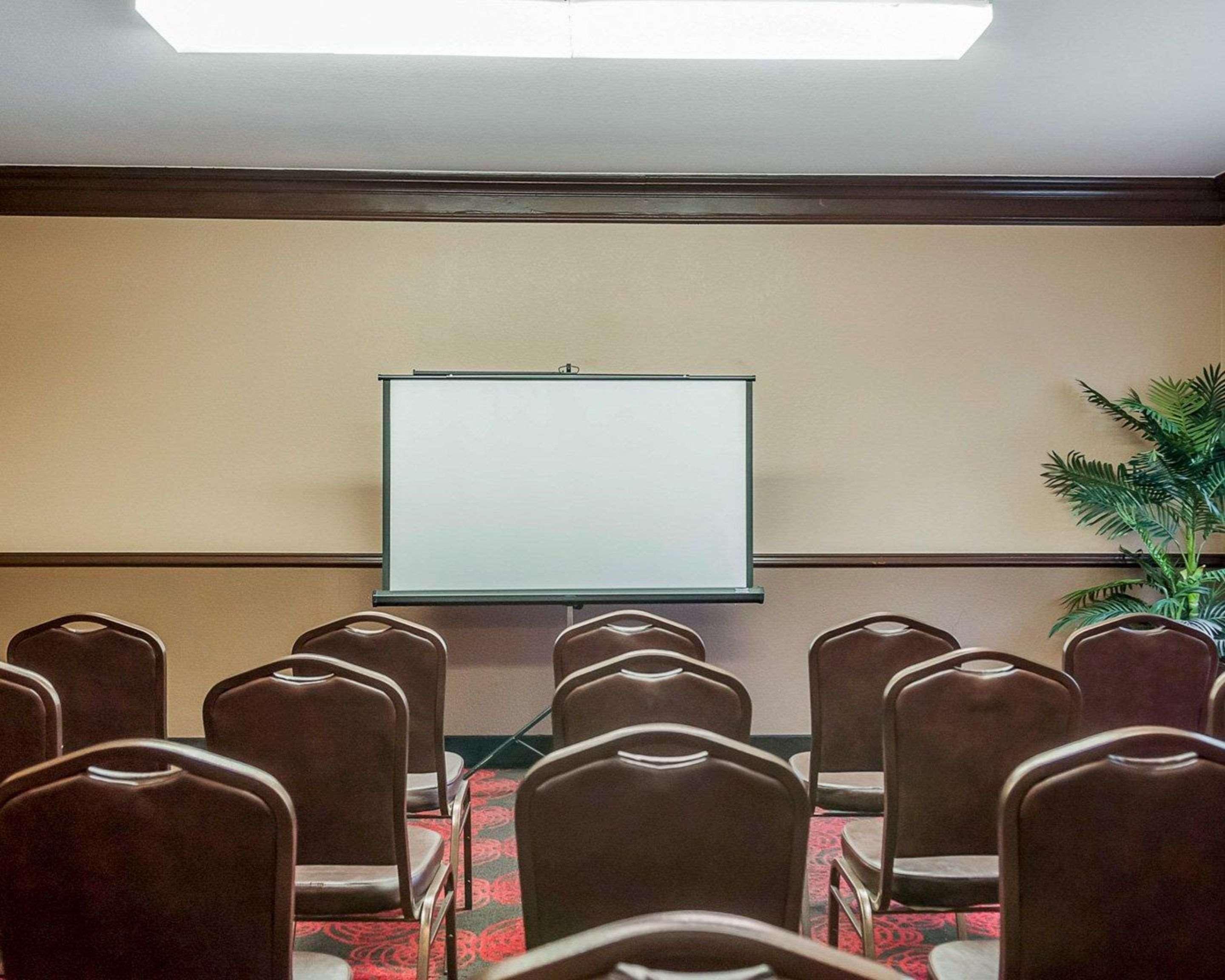Quality Inn & Suites Albuquerque West Eksteriør billede