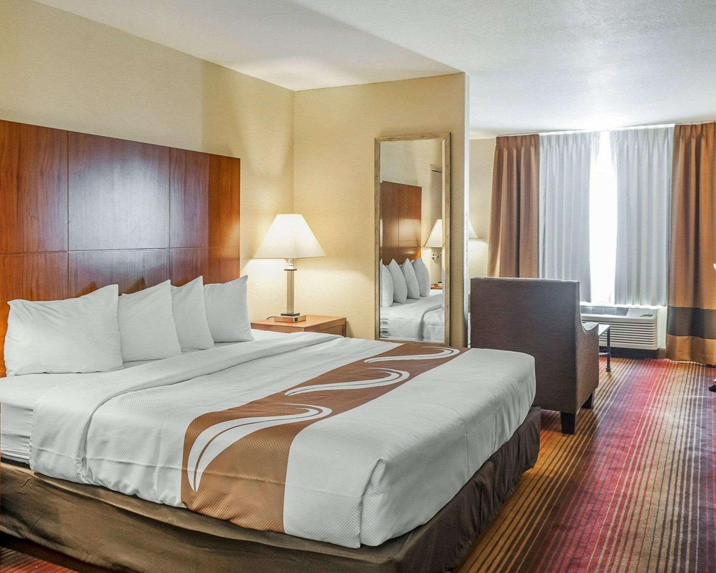 Quality Inn & Suites Albuquerque West Eksteriør billede