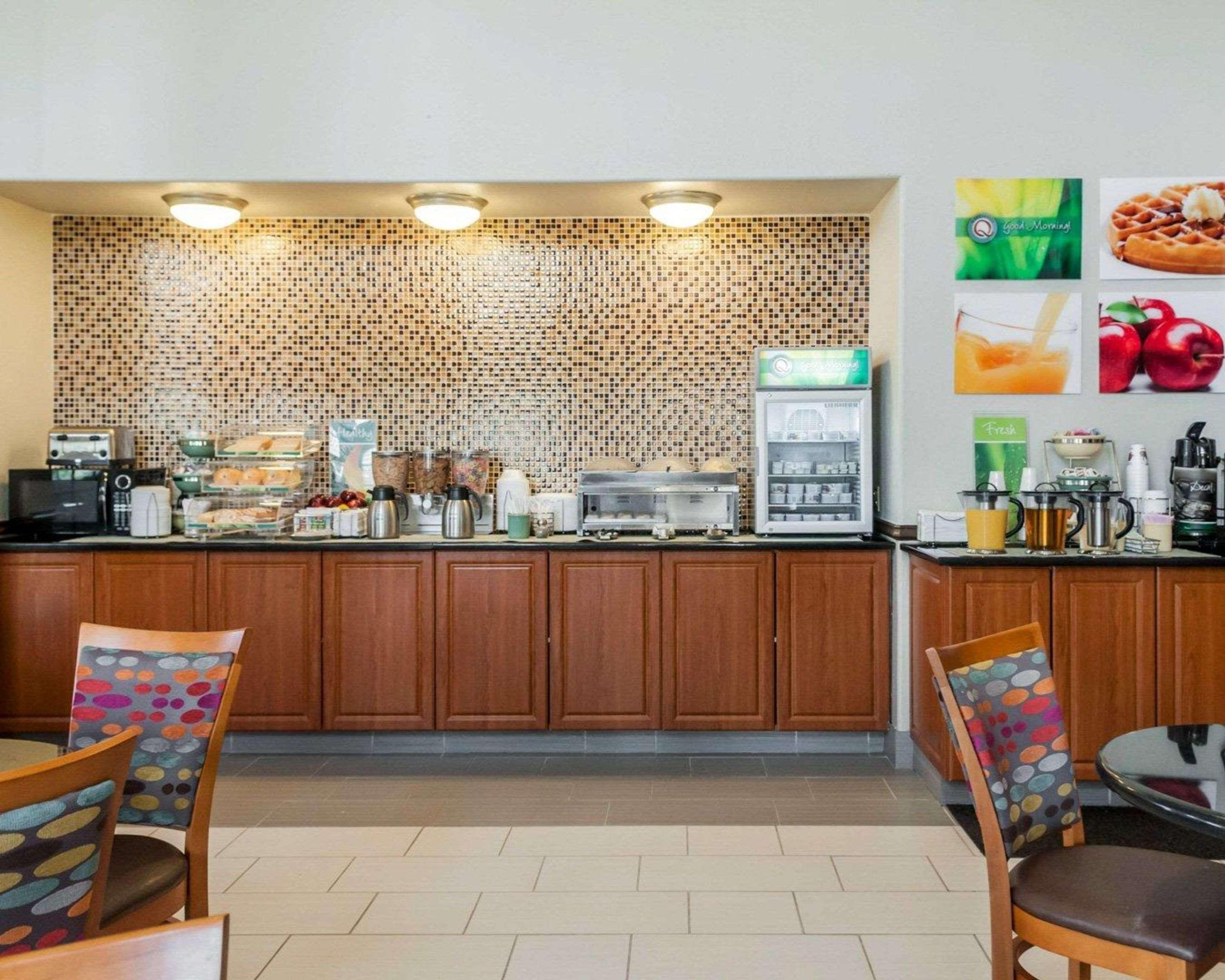 Quality Inn & Suites Albuquerque West Eksteriør billede