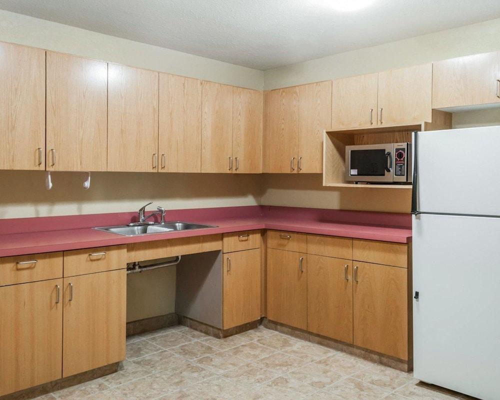 Quality Inn & Suites Albuquerque West Eksteriør billede